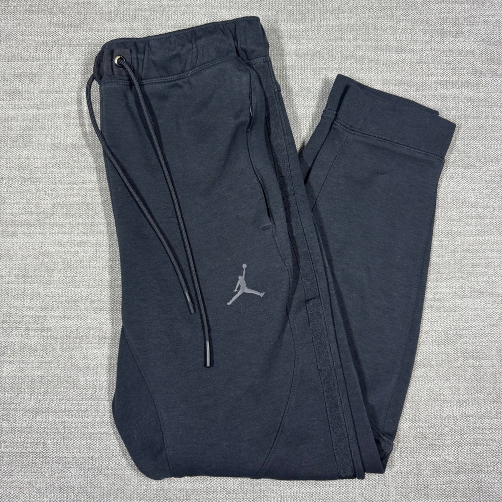 Air Jordan Dri-FIT Slim Fit Sweatpants Mens Medium Black Joggers Athletic Pants